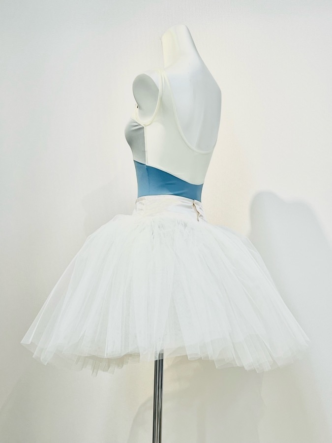 �ڥ���ӥ��ۥ��ڥ�ܥ󡡥��եۥ磻�ȡ�M���������߸��ʡ�1�����