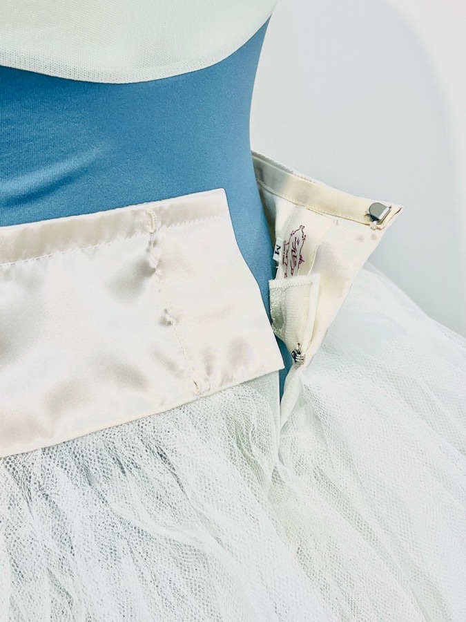 �ڥ���ӥ��ۥ��ڥ�ܥ󡡥��եۥ磻�ȡ�M���������߸��ʡ�1�����