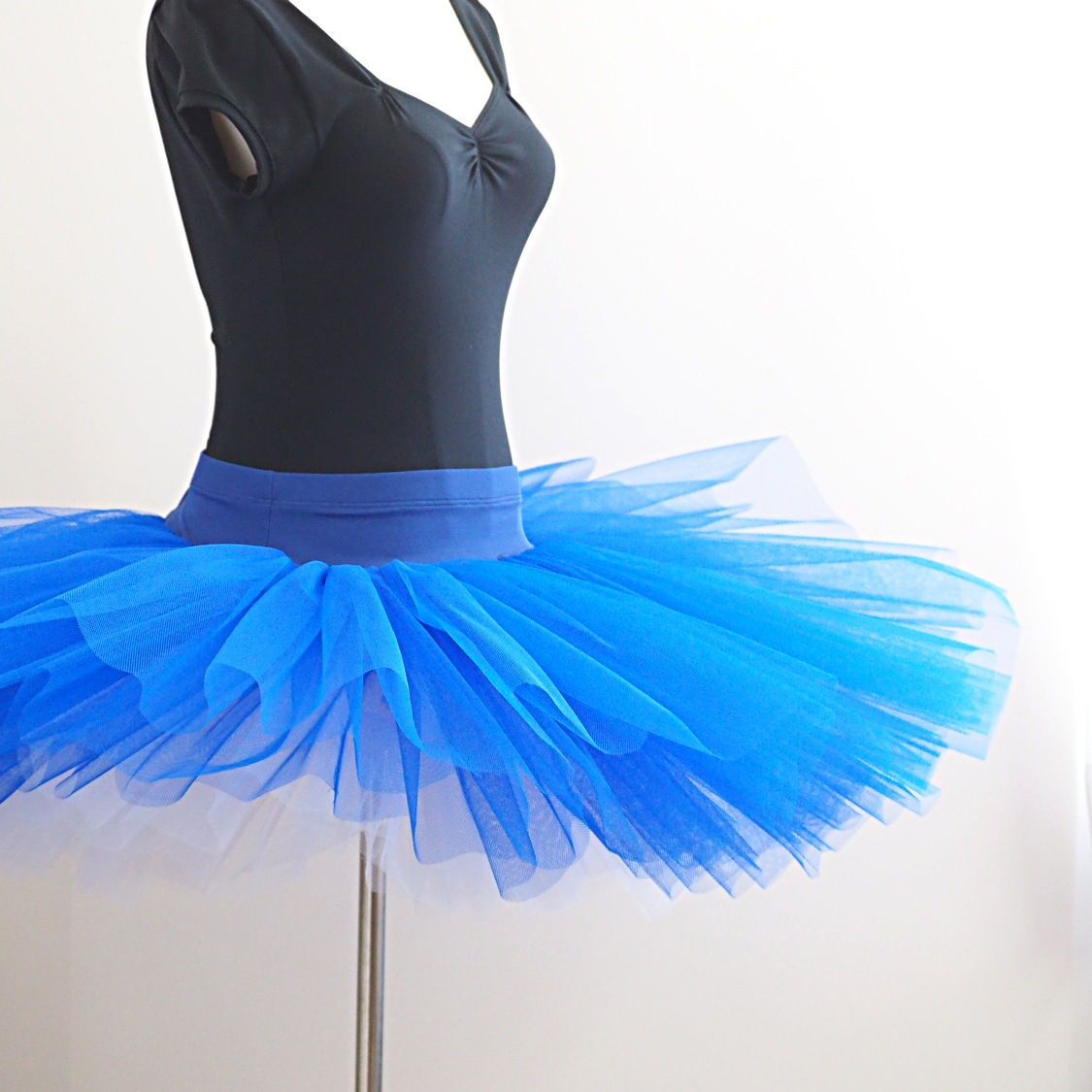 �ڥܥ󥸥�Х�꡼�ʡۺ߸��ʡ�¨���вٲġ����饷�å��ܥ󡡲�«���̿����顼 M��6�����