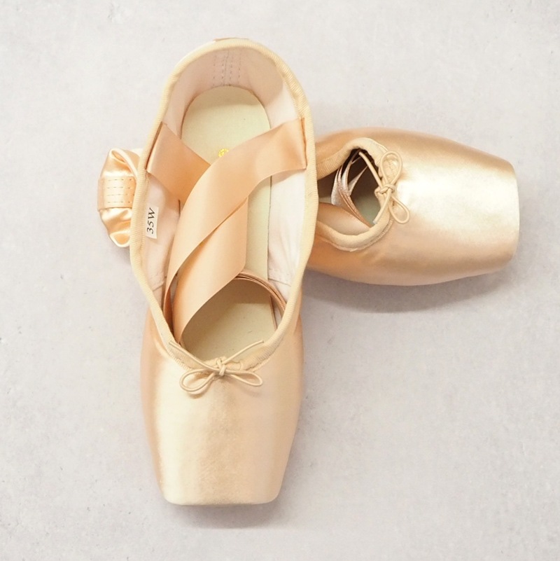 ��NEUF�� ��ʥ����ȥ����塼�� ���߸˸¤�