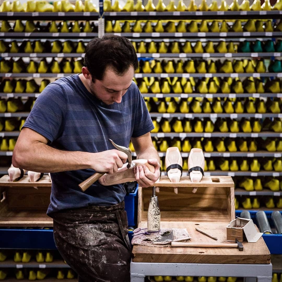 �ڥ���ۥ٥�