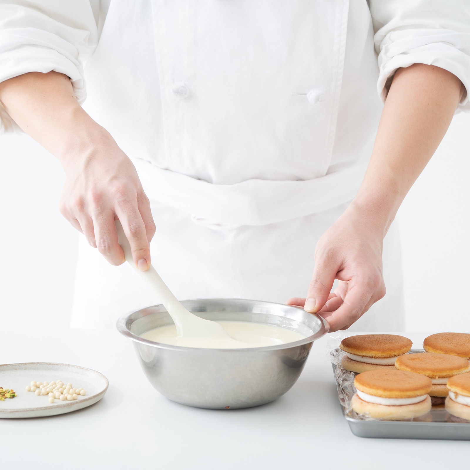 【冷凍】ラズベリースノープリンどらやき