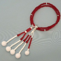 白ゆり念珠 ガーネット