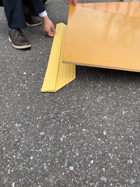 ġ