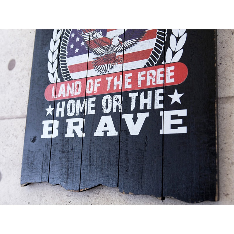 ���åɥܡ��� ��LAND OF THE FREE��