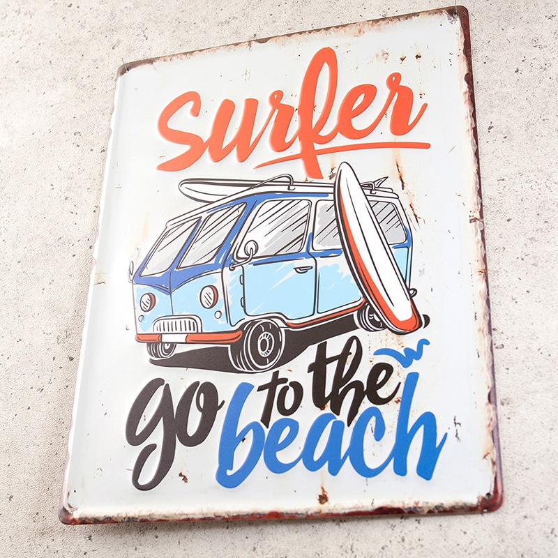 ƥܥץ졼 Surfer go to the beach