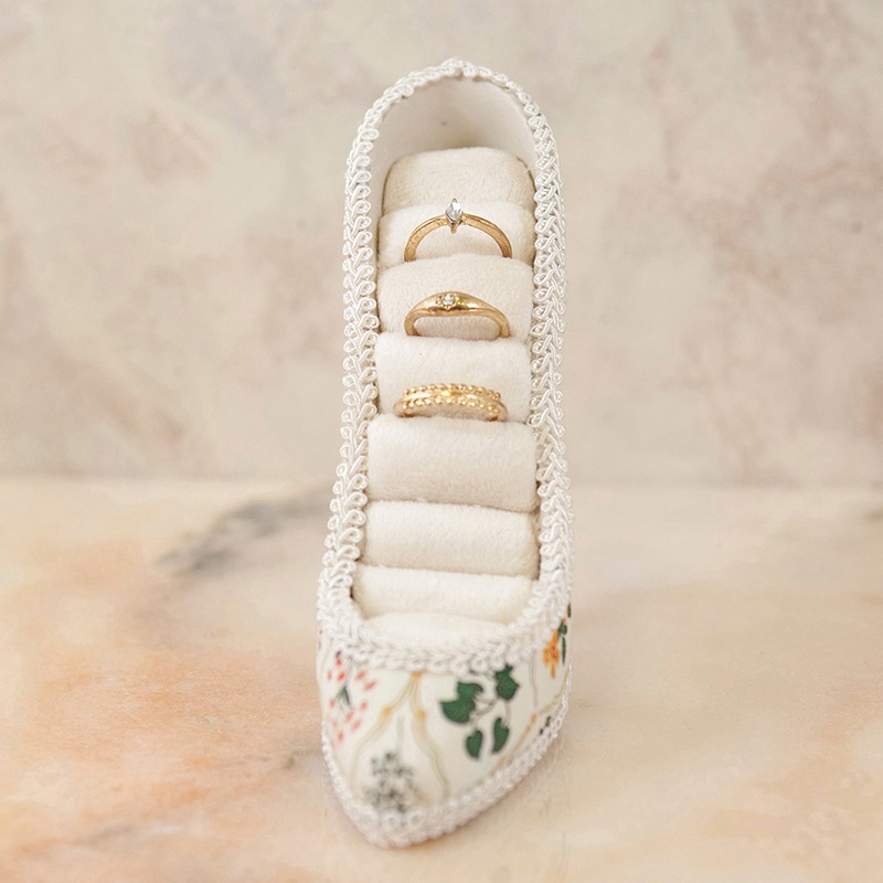 ���饷�����󥰥ۥ�����Υϥ��ҡ��롡�ե���