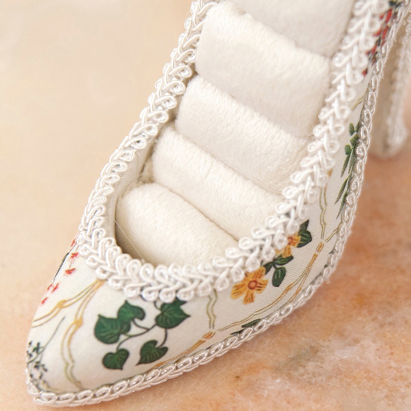 ���饷�����󥰥ۥ�����Υϥ��ҡ��롡�ե���