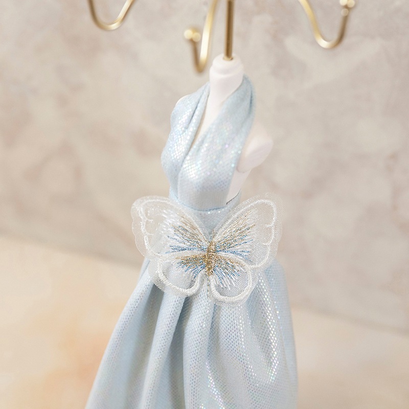 ���饷���륢�������꡼������ɡΥɥ쥹�ɡ����