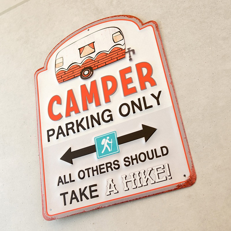 ����ꥫ�󥯥饷�å� ����ܥ��ƥ���ץ졼�� [CAMPER PARKING ONLY]
