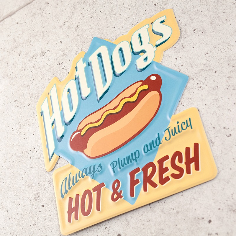 ����ƥ���������ܥ��ץ졼�� ��Plump and Juicy Hot Dogs��