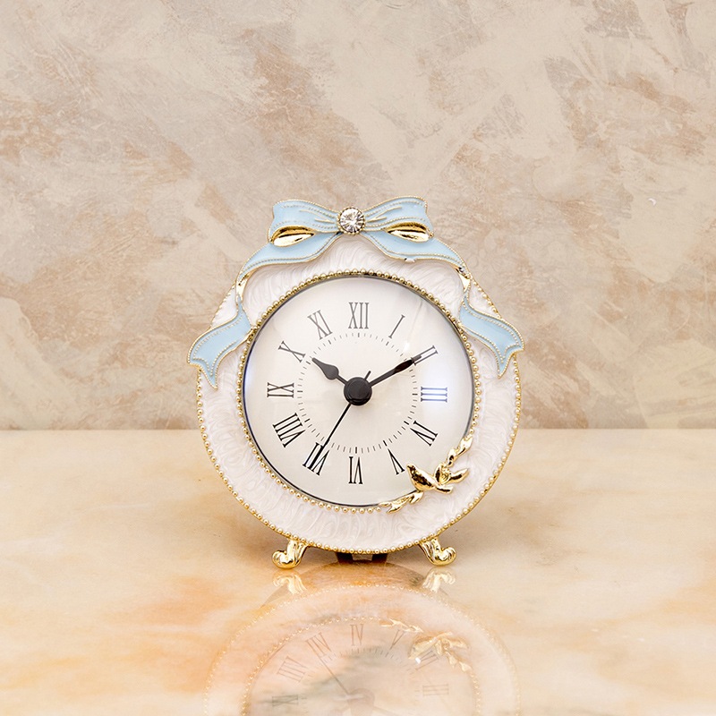 ���ֻ��סۥޥꥢ������Υơ��֥륯���å��ʥ֥롼��ܥ�˥饦��ɡϡ�衼���ԥ����