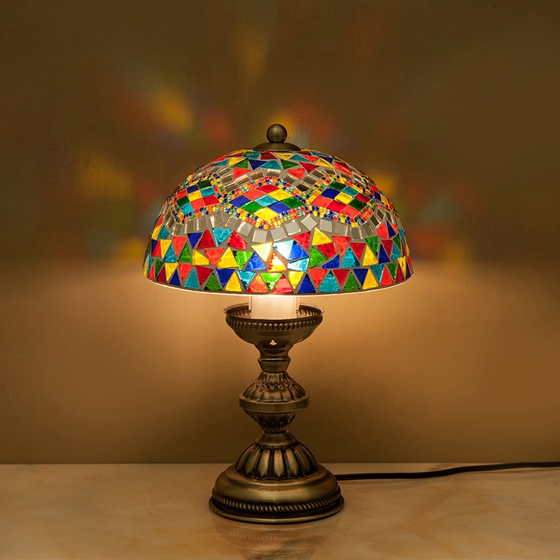���־����ۥ������󡡥⥶�������סΥơ��֥���סϡ�LED��°��