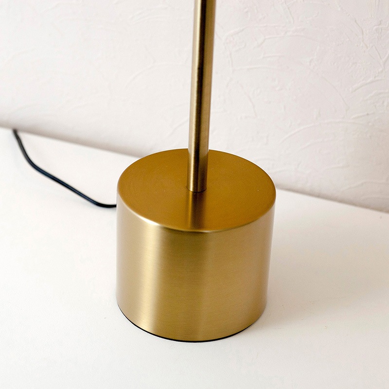 ���־����ۥơ��֥���ס�Glaicer���쥤���㡼�ϡ�1����LED��°