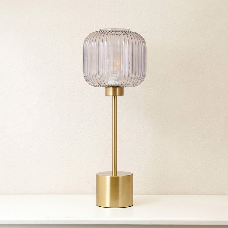 ���־����ۥơ��֥���ס�Glaicer���쥤���㡼�ϡ�1����LED��°