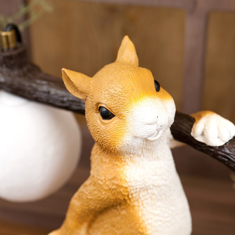 �ơ��֥���סΥꥹ�ϡ�LED��°��