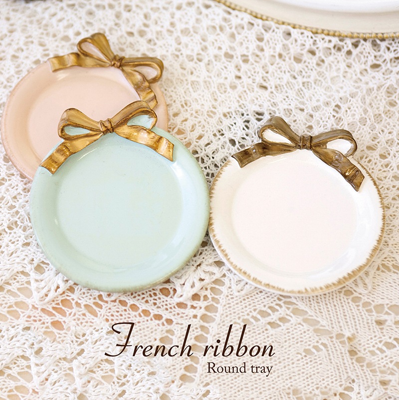 �ե�����ܥ�Υ饦��� �ȥ쥤��