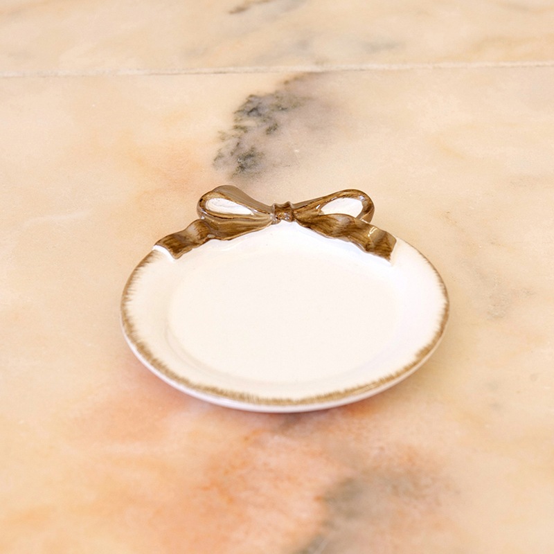 �ե�����ܥ�Υ饦��� �ȥ쥤��