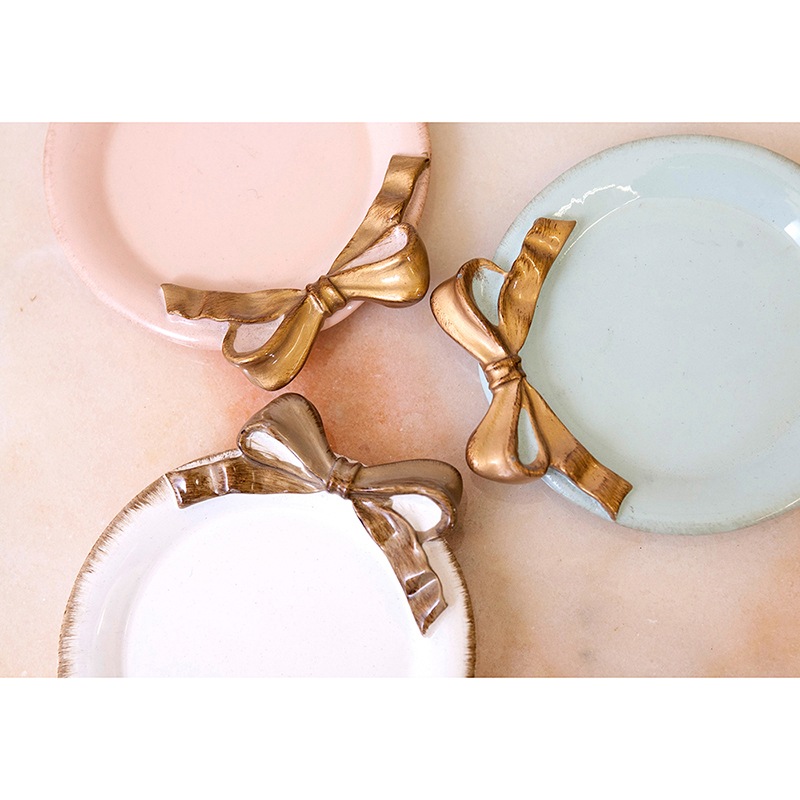 �ե�����ܥ�Υ饦��� �ȥ쥤��