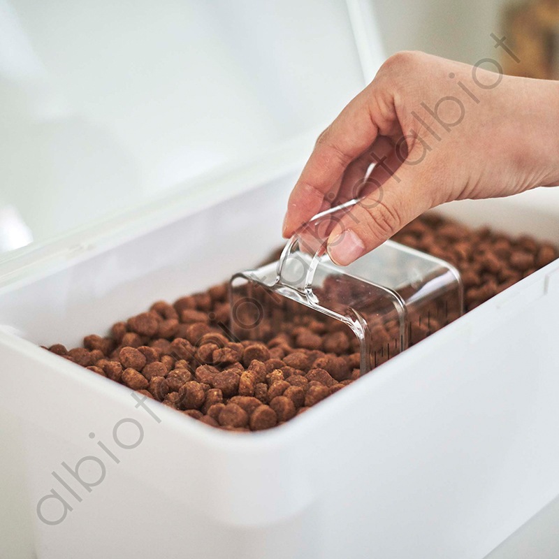 tower 密閉ペットフードストッカー タワー 12kg [ホワイト]  5617 計量カップ付