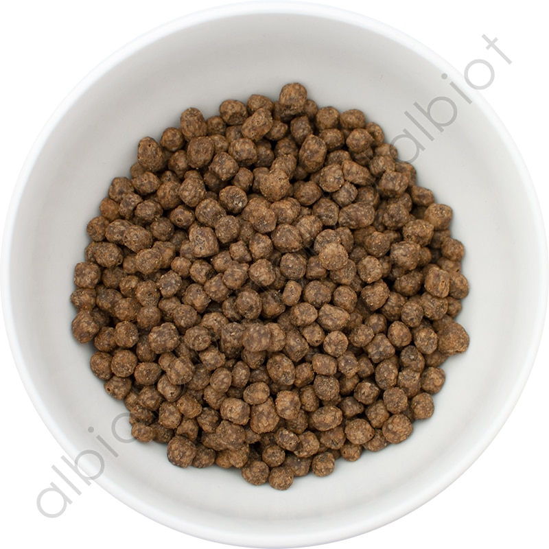 ナウフレッシュ グレインフリー シニアキャット＆ウェイトマネジンメント 1.36kg