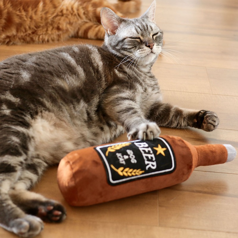 【猫のおもちゃ】iDog ケリケリビール瓶 カシャカシャ入り (16985)