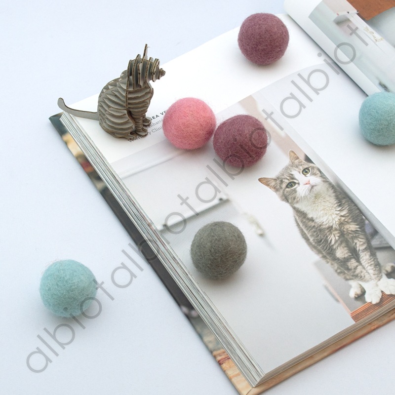 [オガワ・ランド・エイジェント] necono コロコロボール 8個入 ミルキーパック