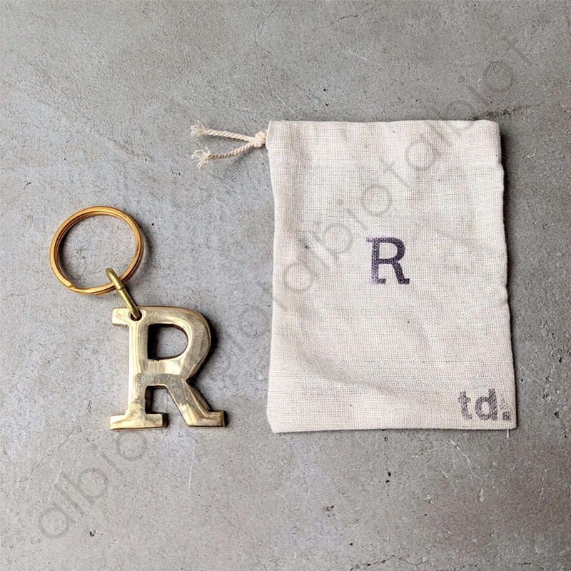 TOSSDICE（トスダイス） BRASS LETTER KEYRING ブラスレターキーリング