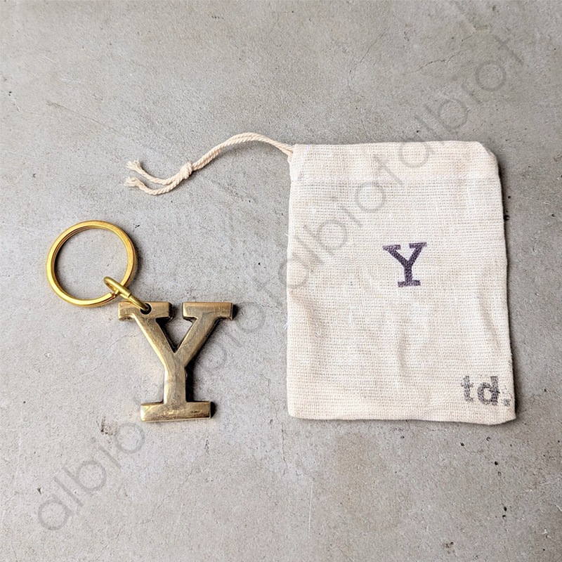 TOSSDICE（トスダイス） BRASS LETTER KEYRING ブラスレターキーリング