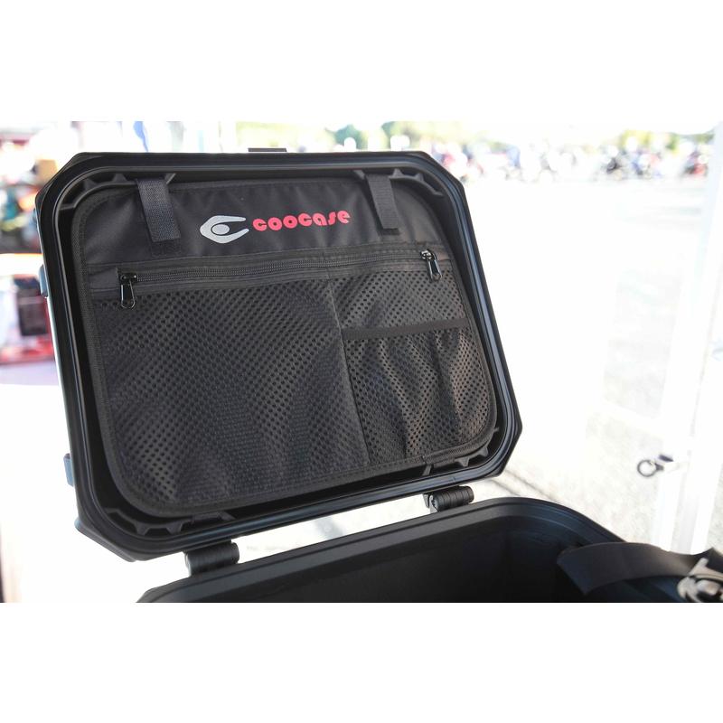 COOCASE クーケース バイク用 リア アルミ トップケース Q3 65L アジャスタブルバックレスト 標準装備 シルバー CAB650S【あるふぁここ プラザ店】