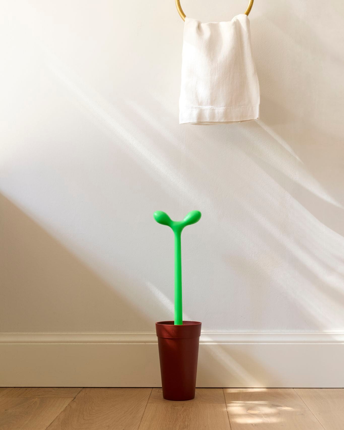 アレッシィ Merdolino トイレブラシ &オレンジ　ペーパーホルダー アレッシィ Merdolino トイレブラシ &オレンジ ペーパーホルダー