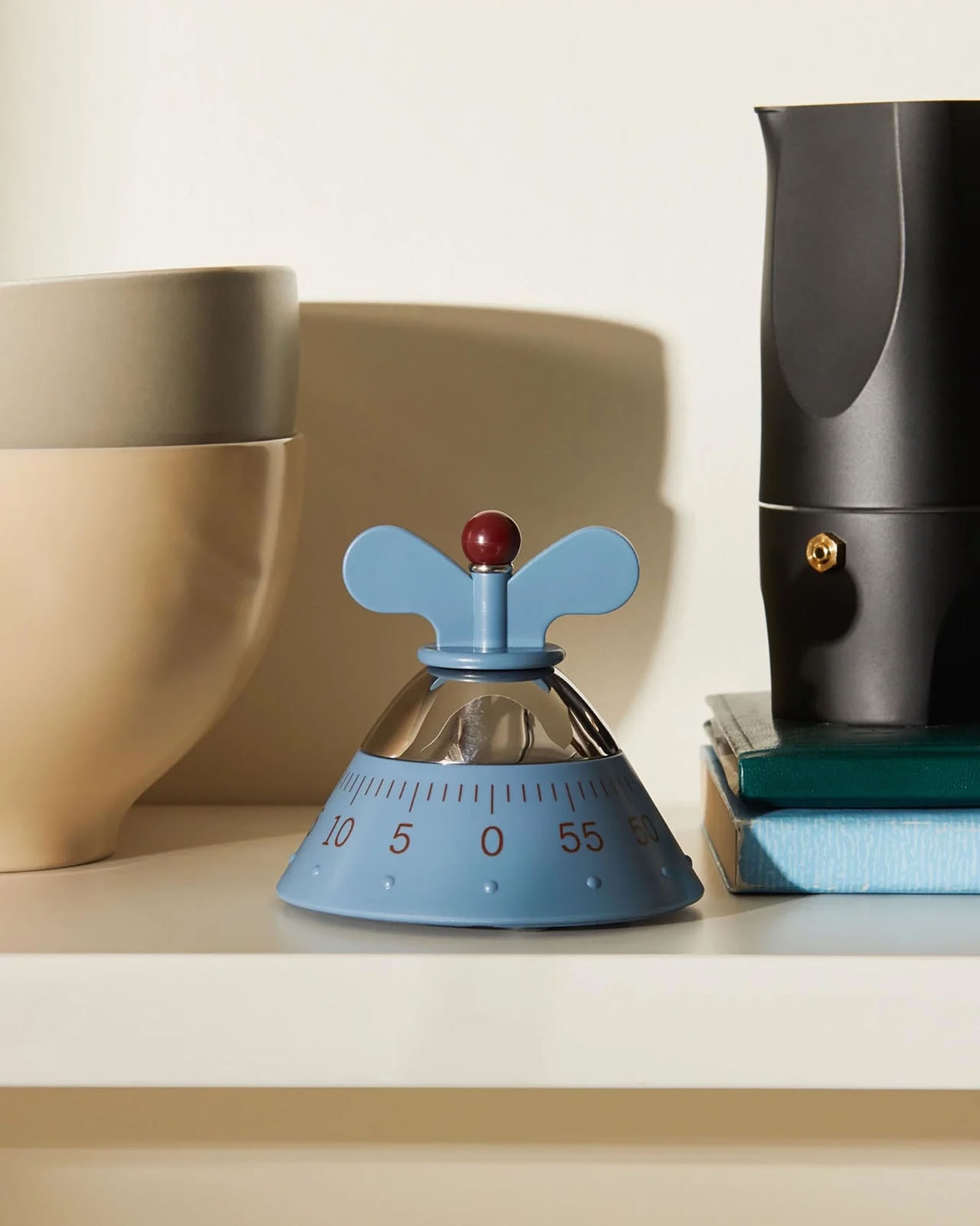 マイケル・グレイヴスが描いた、現代に息づくポストモダン｜ALESSI