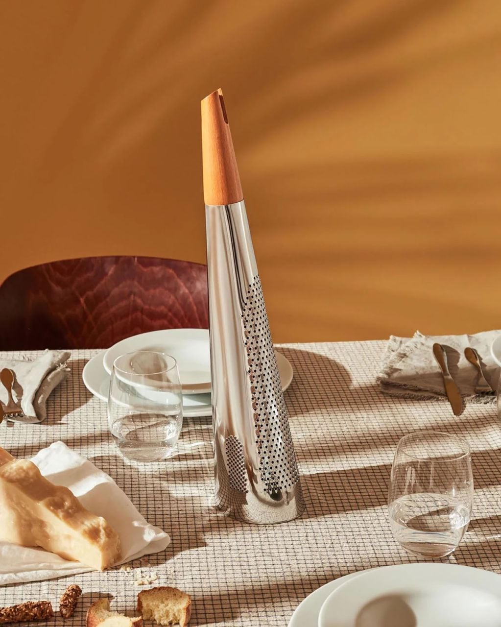 イタリア　ALESSI　TWERGI　チーズグレーター Todo チーズグレーター【RS08】｜ALESSI JAPAN（アレッシ ジャパン