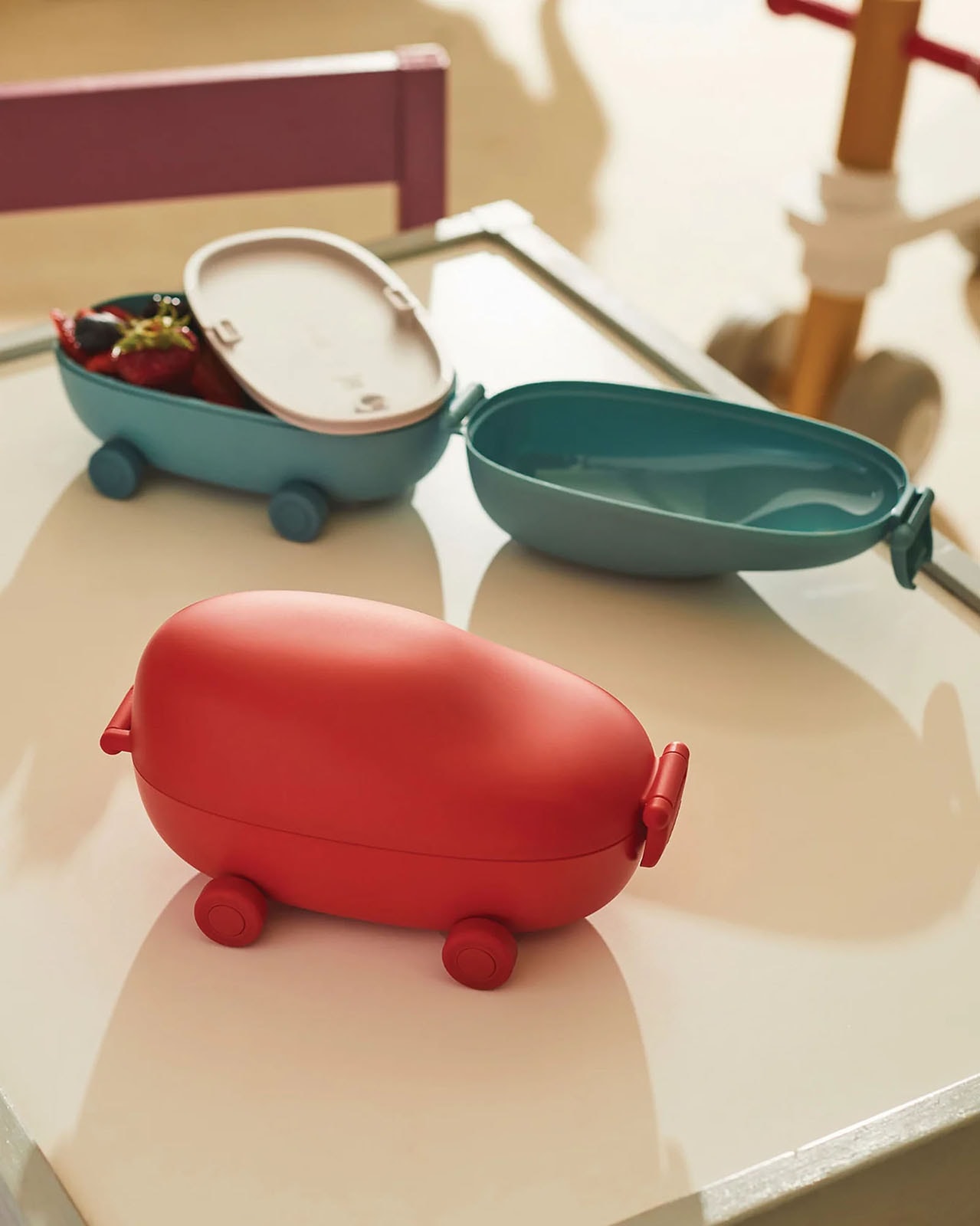 Sakura Adachi / 安達 さくら｜ALESSI JAPAN（アレッシ ジャパン）公式通販