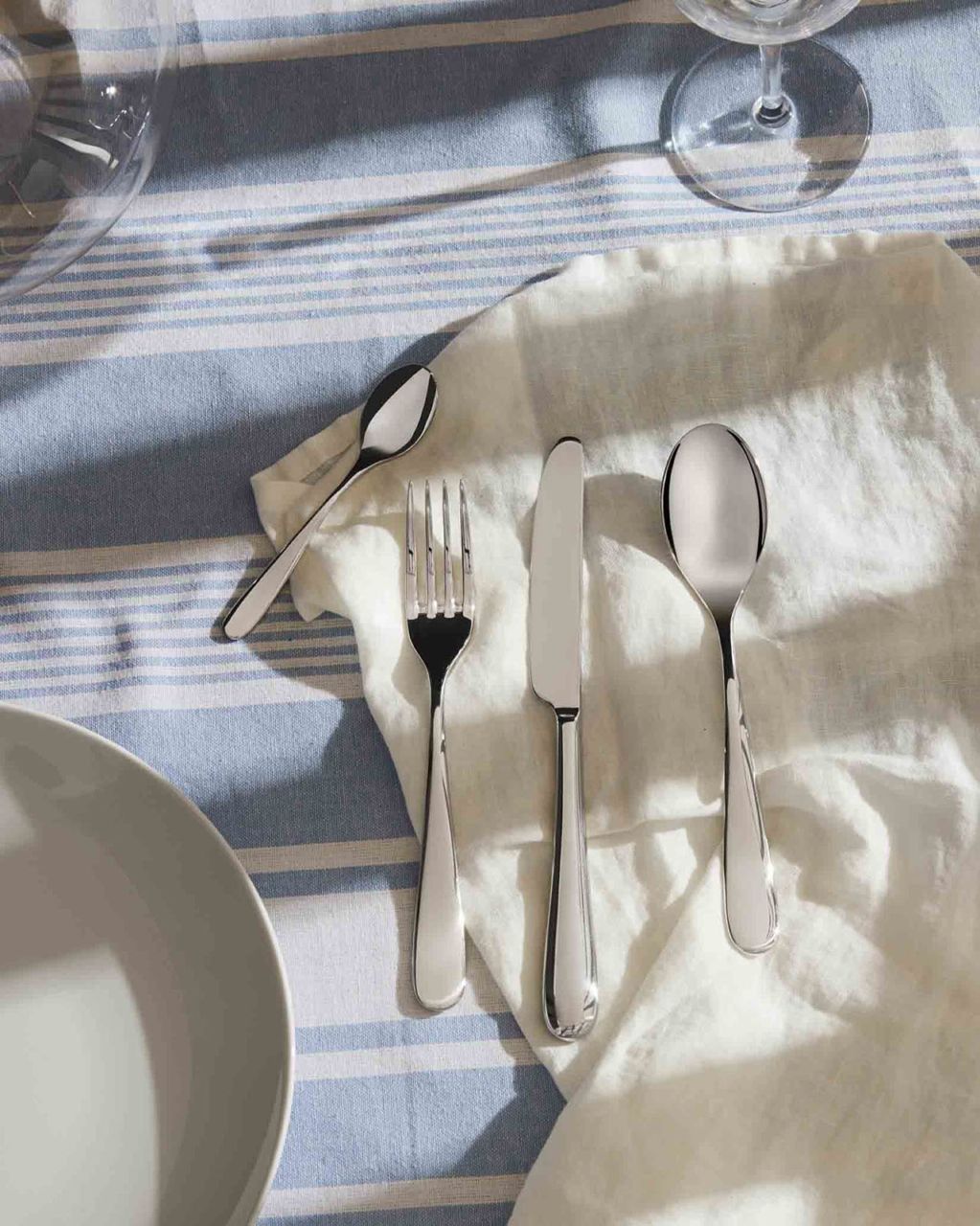 Nuovo Milano カトラリーセット（4種×6セット）【5180S24】｜ALESSI