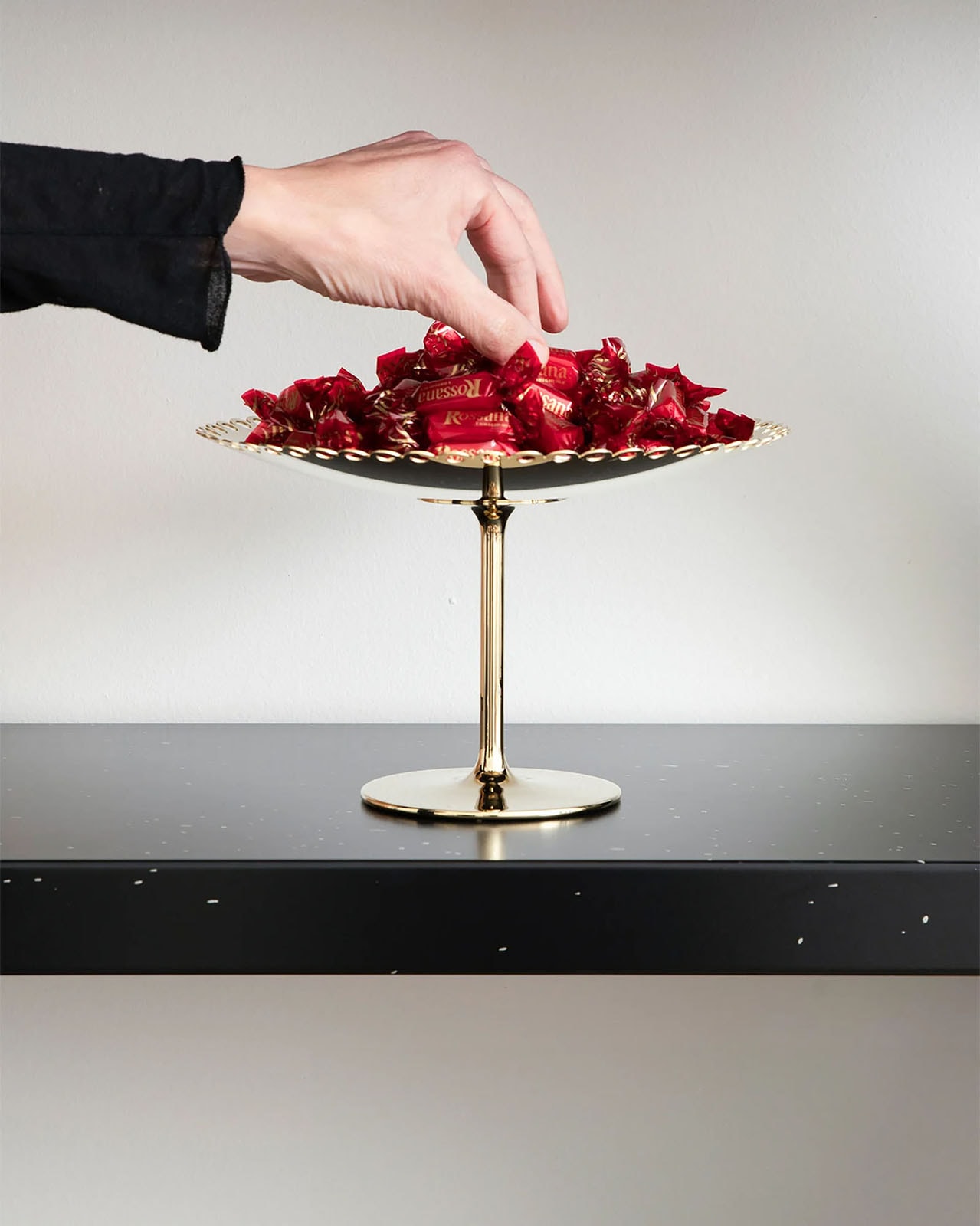 Edges ケーキスタンド【ITM06】｜ALESSI JAPAN（アレッシ ジャパン