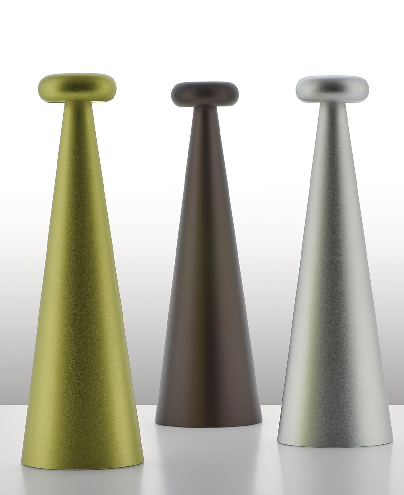 予約販売》Bedin テーブルランプ【AST02 G】｜ALESSI JAPAN