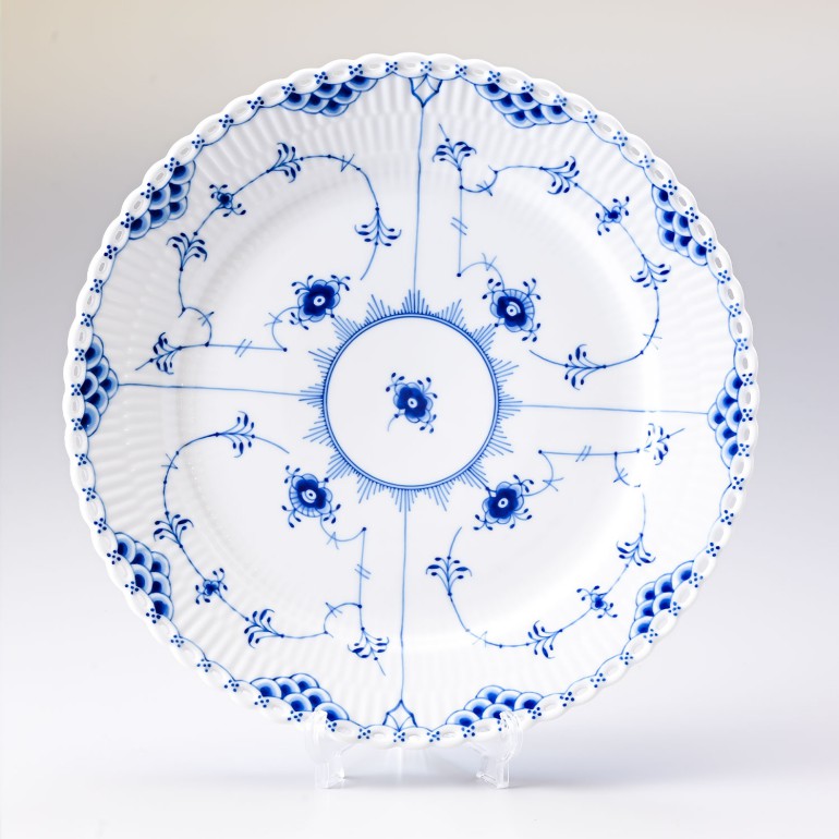 ロイヤルコペンハーゲン ブルーフルーテッド フルレース 27cm プレート 1103627 名入れ可有料 ※名入れ別売り 1017240 北欧食器 洋食器 【スペシャルラッピング660円(別売り)】