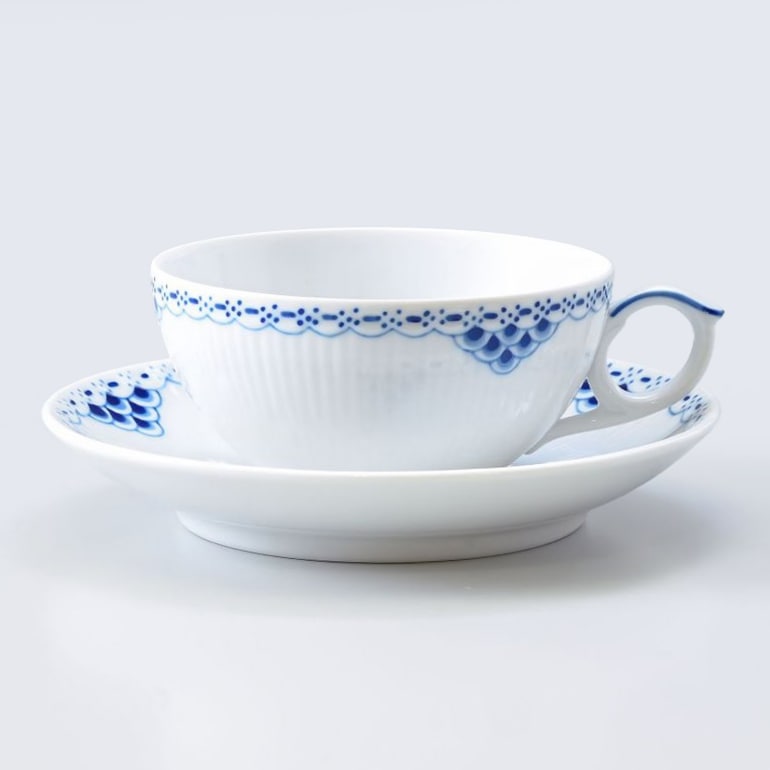 ロイヤルコペンハーゲン プリンセス ティーカップ & ソーサー 200ml 1104080  1017247 北欧食器 洋食器 名入れ可有料  カップアンドソーサー 【スペシャルラッピング660円(別売り)】