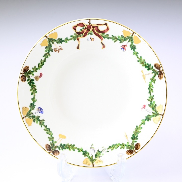 ロイヤルコペンハーゲン ROYAL COPENHAGEN スターフルーテッド 深皿 パスタプレート 17cm 2503603 1017453 北欧食器 洋食器 名入れ可有料 【スペシャルラッピング660円(別売り)】