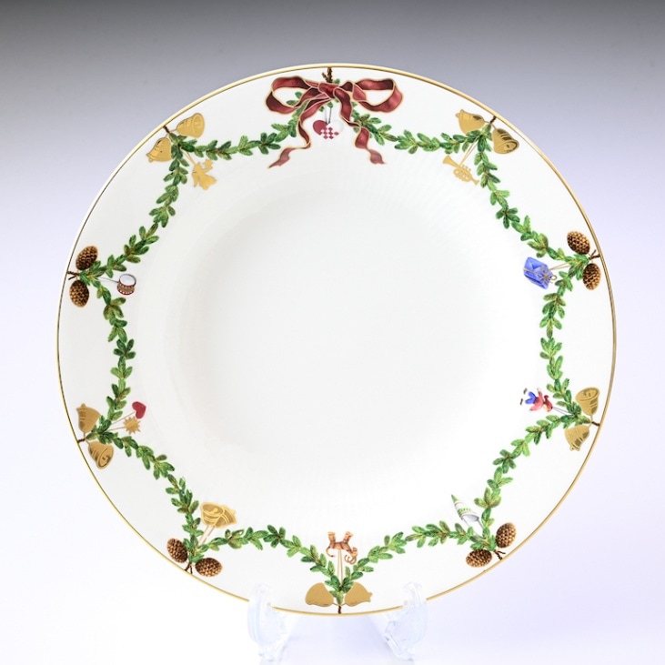 ロイヤルコペンハーゲン ROYAL COPENHAGEN スターフルーテッド 深皿 パスタプレート 24cm 2503604 日本未発売 1017454 北欧食器 洋食器 名入れ可有料 【スペシャルラッピング660円(別売り)】