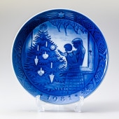 ロイヤルコペンハーゲンイヤープレート1978 ロイヤルコペンハーゲン イヤープレート 1978年 昭和53年 皿立て付き