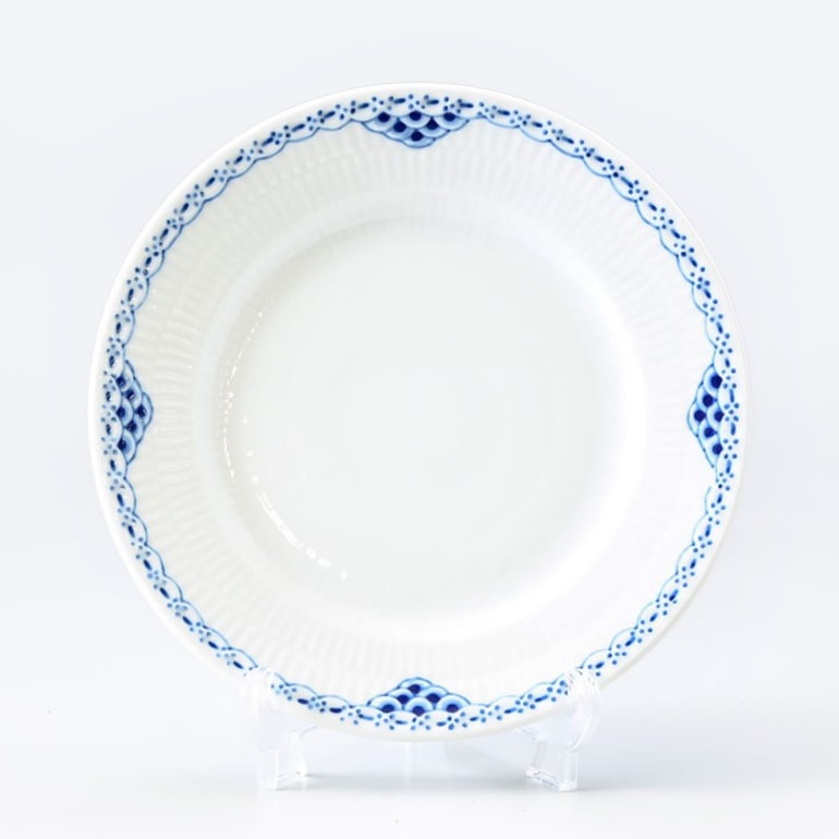 ロイヤルコペンハーゲン プリンセス 17cm プレート 1104617 日本未発売 名入れ可有料 1017269 北欧食器 洋食器 【スペシャルラッピング660円(別売り)】