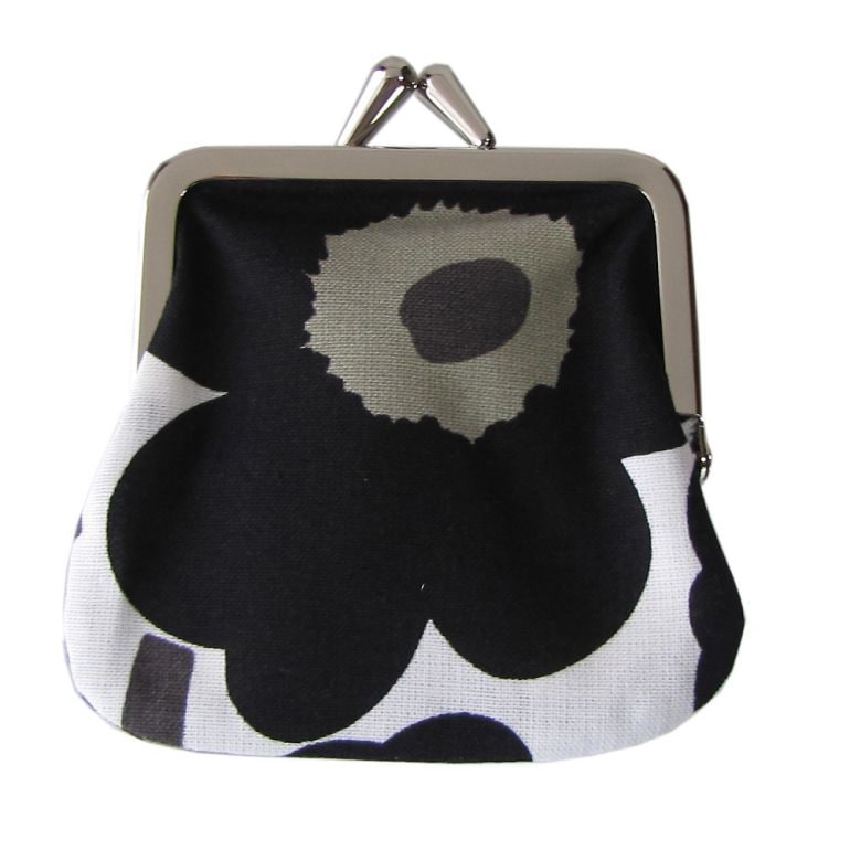 マリメッコ marimekko 小物入れ ポーチ がま口 ミニウニッコ ブラック 034773 030 北欧雑貨 北欧デザイン