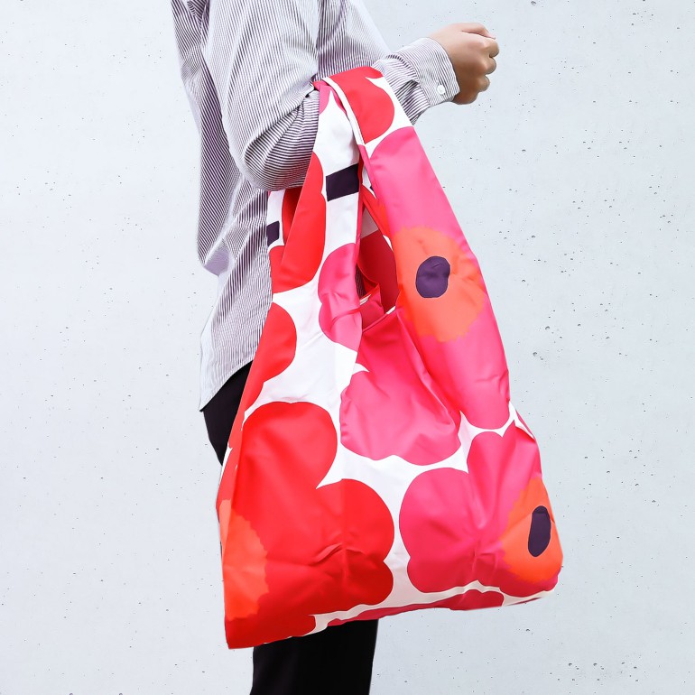 マリメッコ marimekko バッグ エコバッグ 買い物袋 SMARTBAG PIENI UNIKKO ピエニウニッコ レッド 040470 001 (048853 001) 刺しゅう可有料 北欧雑貨 北欧デザイン【スペシャルラッピング660円(別売り)】