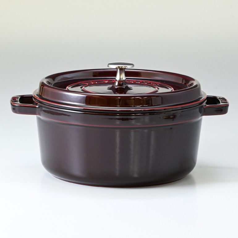 ストウブ staub ピコ ココット ラウンド 24cm 鋳物 ホーロー 鍋 なべ 調理器具 キッチン用品 グレナディンレッド 3.8L 1102487 (40509-357-0) 名入れ可有料 洋食器 【スペシャルラッピング1100円(別売り)】
