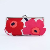 マリメッコ marimekko 小物入れ ペンケース がま口 ミニウニッコ レッド 027003 001 刺しゅう可有料 北欧雑貨 北欧デザイン クロネコゆうパケット限定 送料無料