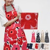 【名入れ込み】【スペシャルラッピング付き】マリメッコ marimekko エプロン ハンドタオル 母の日ギフトセット イニシャル刺しゅう カーネーション 刺繍をして特別なプレゼント 23種類から選べる