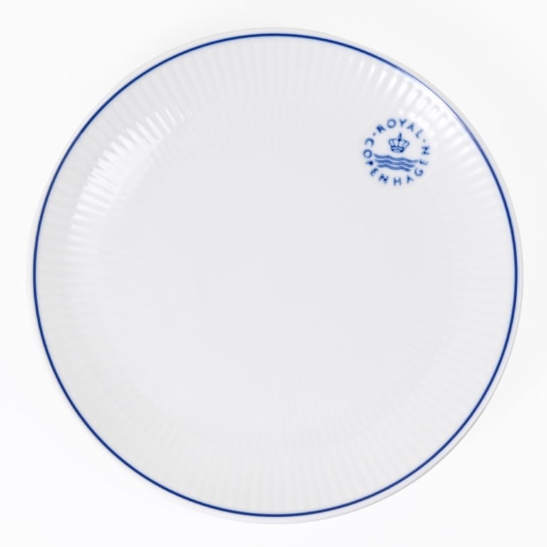ロイヤルコペンハーゲン ブルーライン クーププレート 19cm 1658729 (1058884) 北欧食器 洋食器 ROYAL COPENHAGEN名入れ可有料 【スペシャルラッピング660円(別売り)】