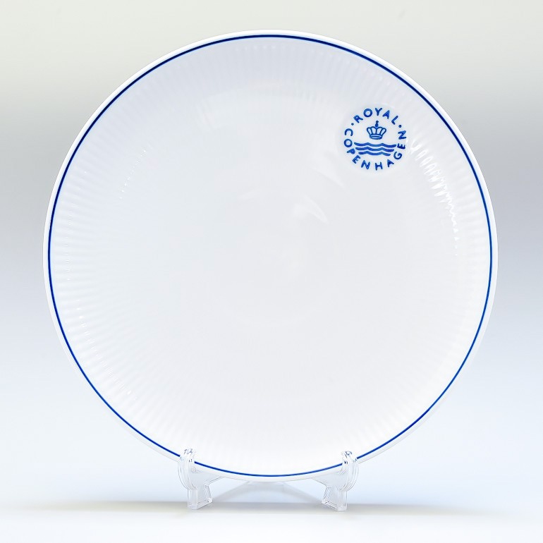 ロイヤルコペンハーゲン ブルーライン クーププレート 23cm 1658733 (1058881) 名入れ可有料 北欧食器 洋食器 ROYAL COPENHAGEN【スペシャルラッピング660円(別売り)】